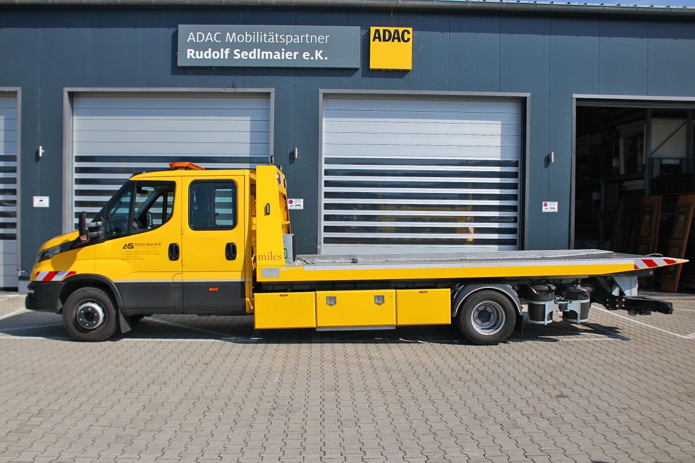 Iveco Daily DOKA 70C18 ALU Plateau Seilwinde Starthilf