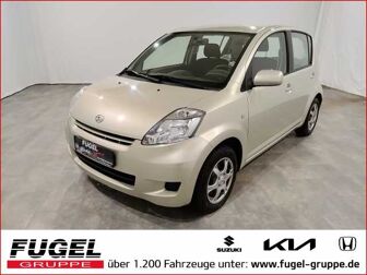 Fahrzeug DAIHATSU Sirion undefined