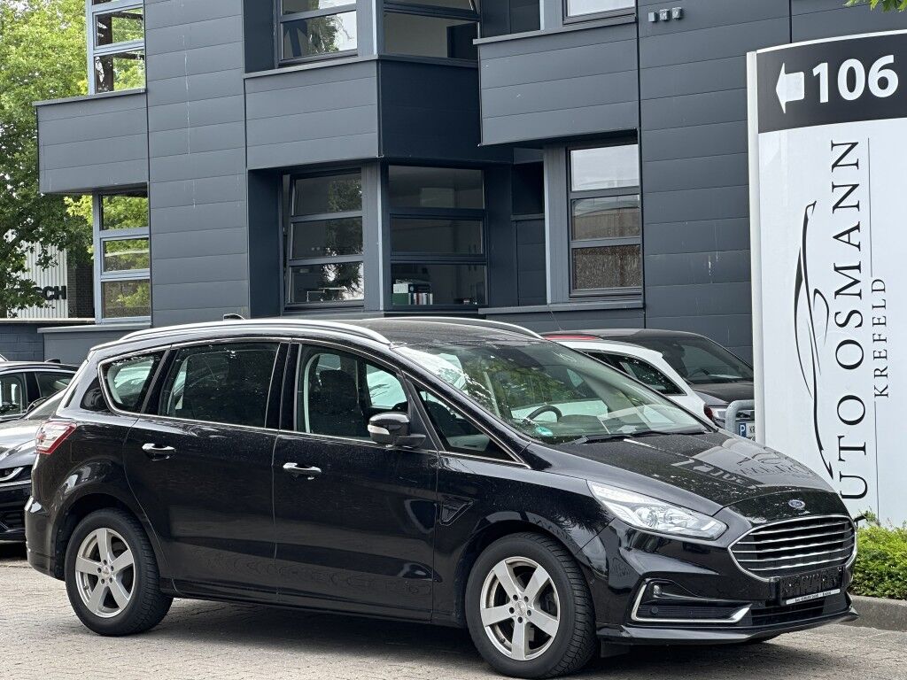 Ford S-MAX 2.0 EcoBlue TITANIUM