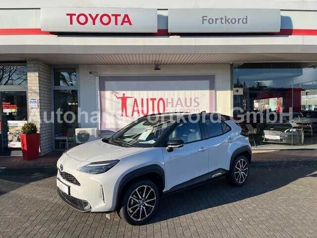 Toyota Yaris Cross Hybrid 1.5 GR Sport - Pano, Navi, JB