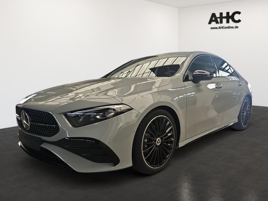 Mercedes-Benz A 200 Limo ++SPECIAL-EDITION+AHK+KEYLESS+MULTI++