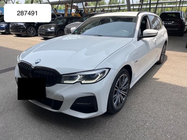 BMW 330 e M Sport Laser 18" ACC HeadUp CockpProf Kam