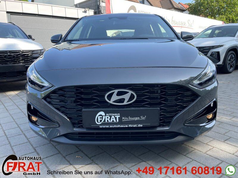 Hyundai i30 1,5 T-GDi PDC/R-Kamera/Navi/Digital Tacho
