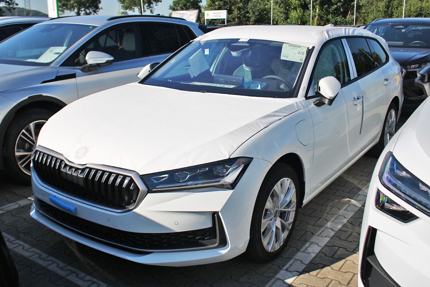 Skoda Superb Combi 1.5 TSI iV Selection HuD|AHK|MATRX