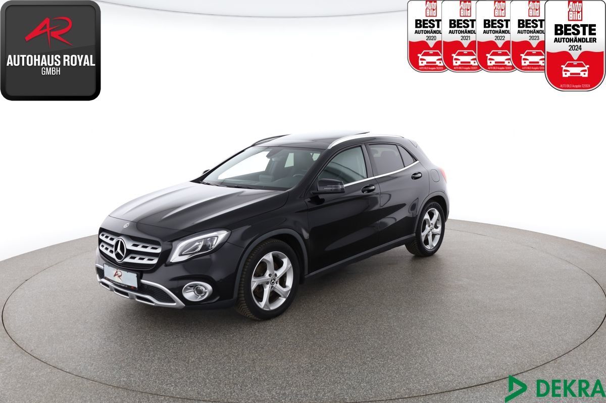 MERCEDES-BENZ GLA 250 URBAN SCHECKHEFT,CARPLAY,METALLIC,PANO