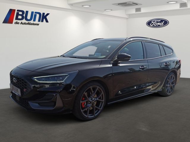 Ford Focus ST 2.3L / Head-up-Display / Panoramadach