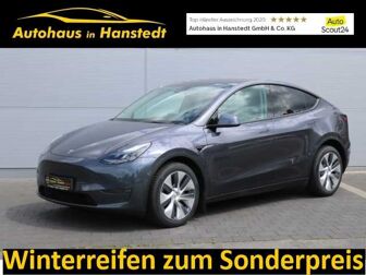 Fahrzeug TESLA Model Y undefined