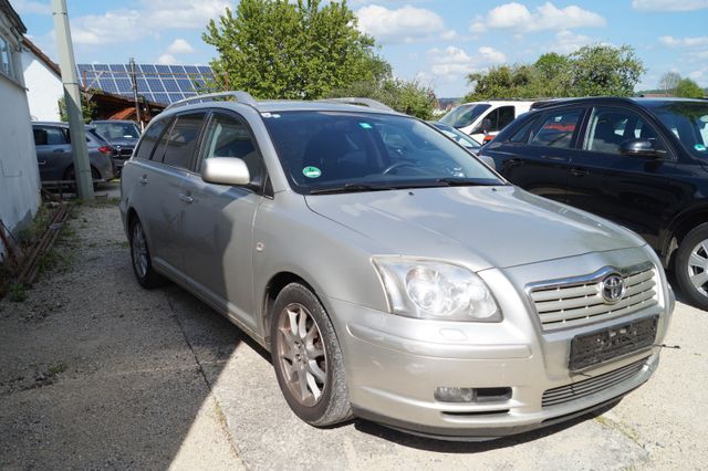 Toyota Avensis Kombi 1.8 PDC Klima Tüv bis 04/2027