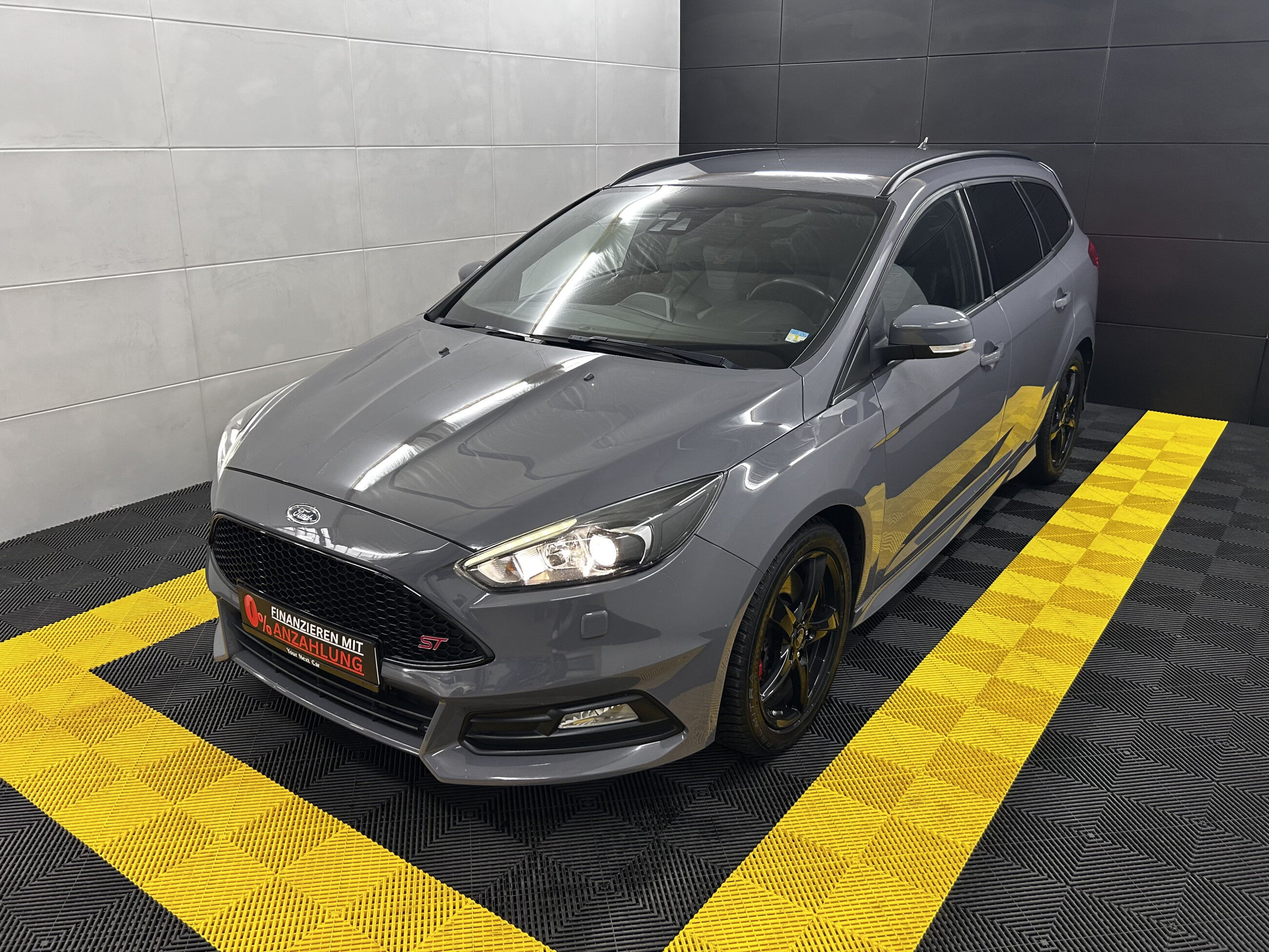 Second hand Ford Focus St 2.0 TDCi