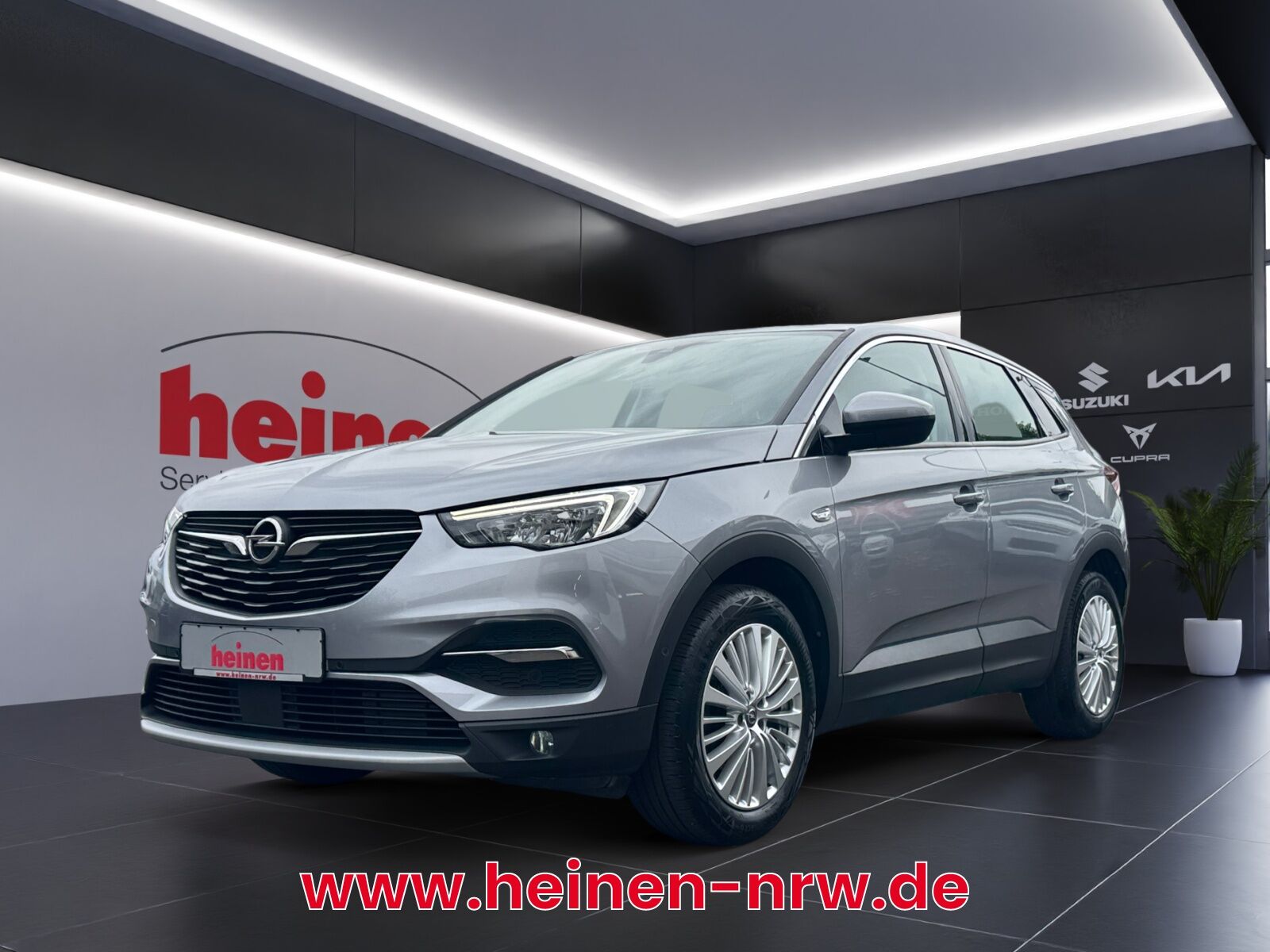 Opel Grandland 1.2 Turbo Business Innovation FLA 360