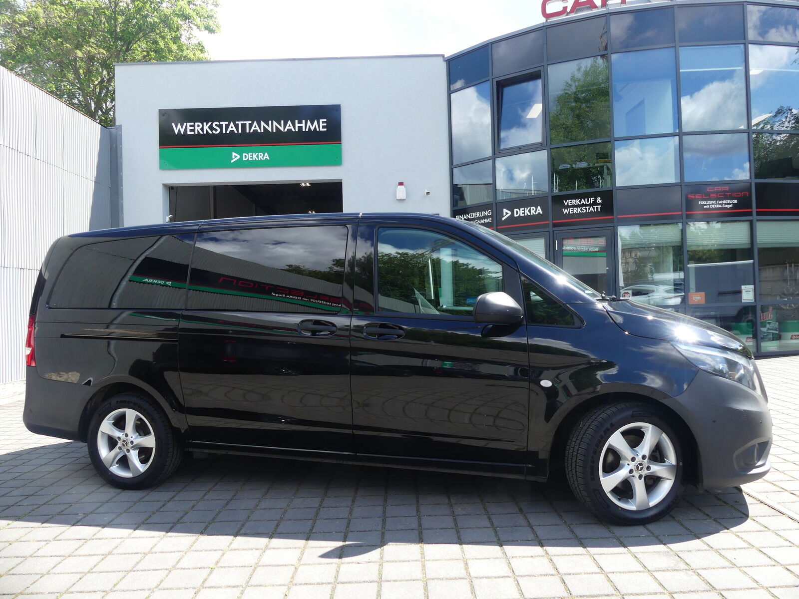 Mercedes-Benz Vito 114 CDI Pro Tourer lang NAVI/9SITZER/KAM/DA