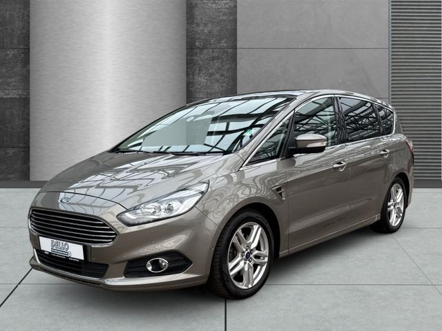 Ford S-Max Titanium 2.0 EcoBoost 7-Sitzer Panorama Na
