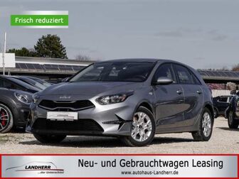 Fahrzeug KIA Ceed undefined