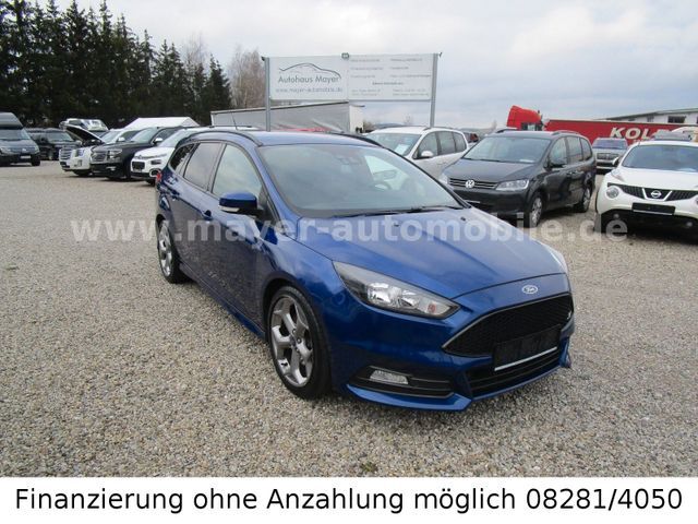 Ford Focus Turnier ST*RECARO* NAVI*Kamera*