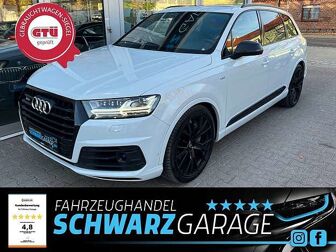 Fahrzeug AUDI V8 undefined