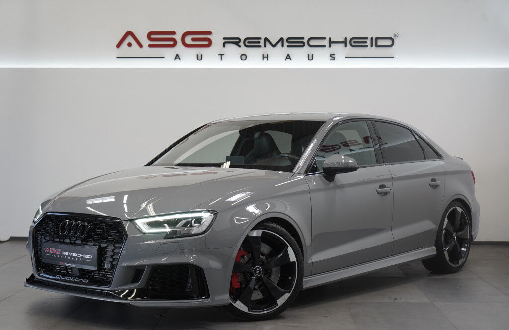 Audi RS3 Limousine q. 2.H *19 *Virtual*Schale*RS-AGA