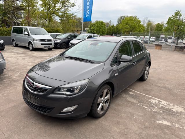 Opel Astra J Lim. 5-trg. Design Edition