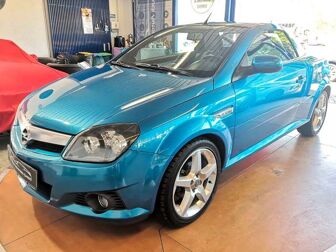 Fahrzeug OPEL Tigra undefined