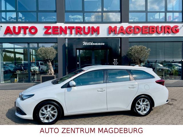 Toyota Auris Tour. Sports *COMFORT*NAVI*BL.TOOTH*SITZH*