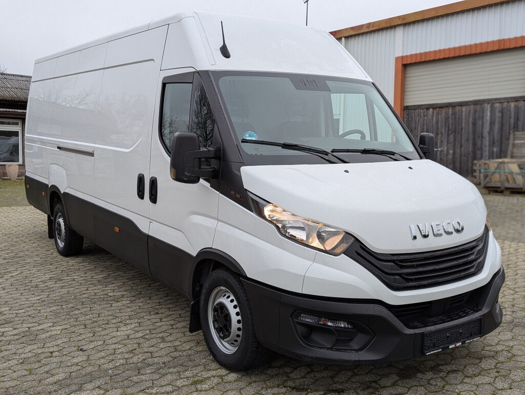 Iveco Daily 35S18V4100L 3.0L Dach/Holzboden Kamera Klima
