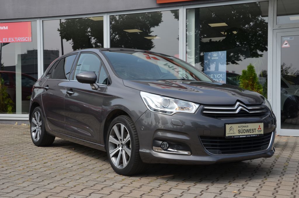 Citroen C4 PureTech 130 Automatik Shine*Xenon*Navi*AHK