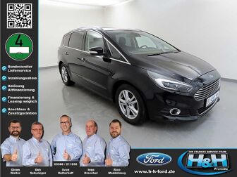 Fahrzeug FORD S-Max undefined