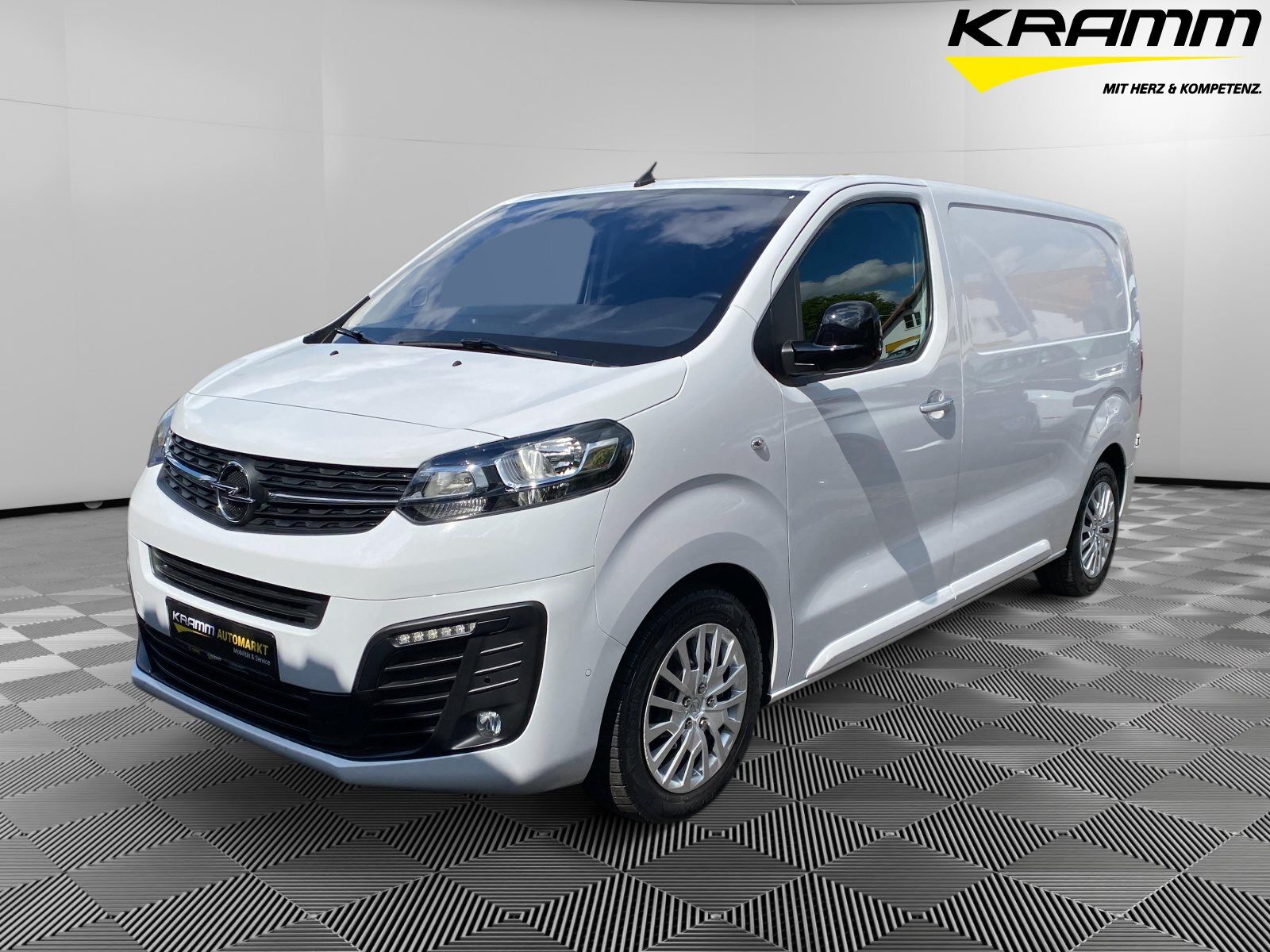Opel Vivaro Cargo M 1.5 PDC MFL NR Fzg.