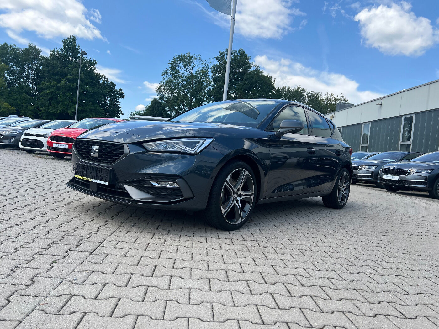 Seat Leon 1.5 eTSI FR *LED Navi Sitzh. Kamera*