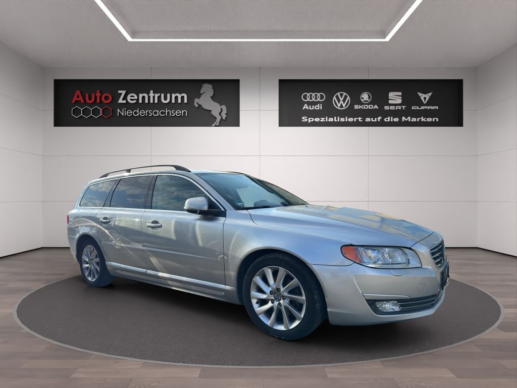 VOLVO V70 D2 Geartronic Powershift Momentum AHK PANO
