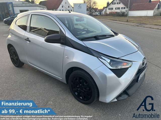 Toyota Aygo X + Garantie Navi Bluetooth TÜV+Service NEU