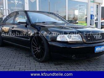 Fahrzeug AUDI S8 undefined