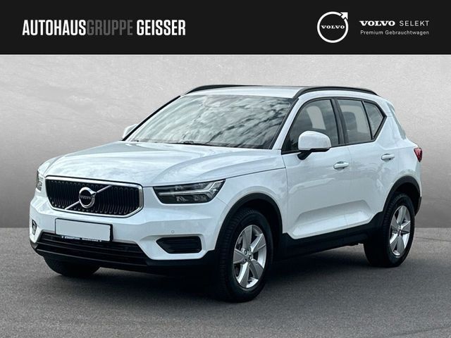 Volvo XC40 T2 Momentum Core LED
