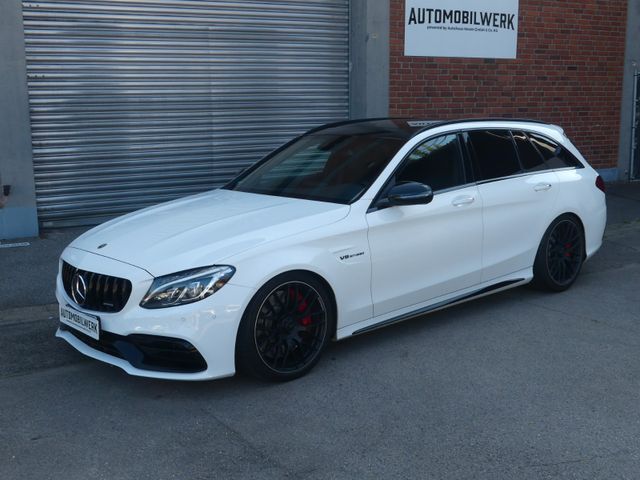 Mercedes-Benz C 63s AMG Driver?s Package*Night-Paket*Burmester