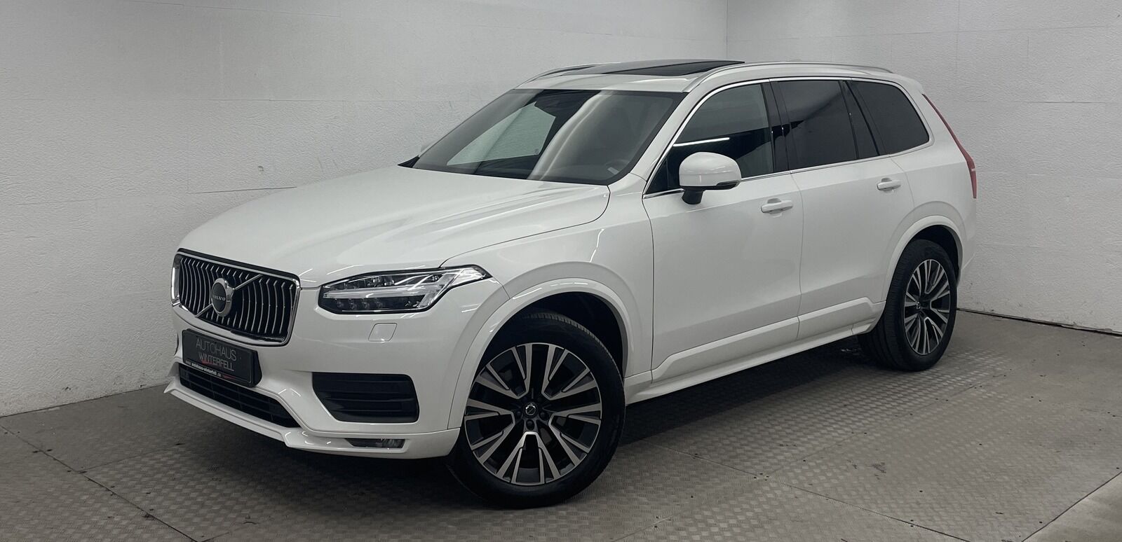 VOLVO XC90 B5 AWD PRO 7SITZ+PANO+STANDHEIZUNG+VOLL-LED