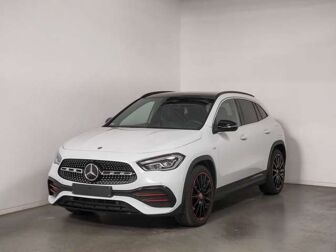 Fahrzeug MERCEDES-BENZ GLA KLASSE undefined