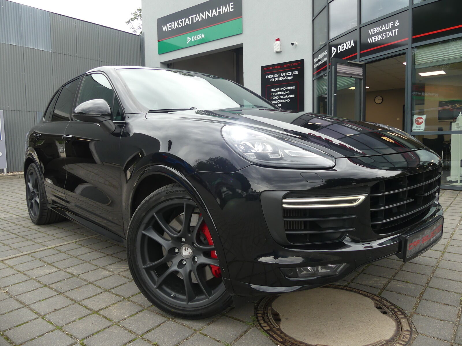 Porsche Cayenne GTS Sport Chrono PANO/21ZOLL/LED/AHK/ACC