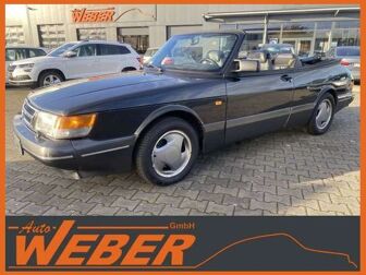 Fahrzeug SAAB 900 undefined