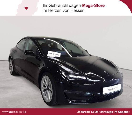 Tesla Model 3 Langstreckenbatt. Allradantrieb