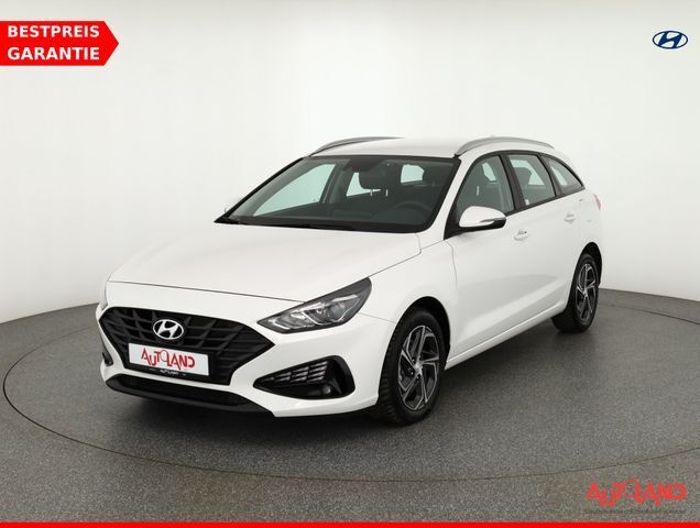 Hyundai i30 cw 1.0 T-GDi Kamera AppleAndroid Tempomat