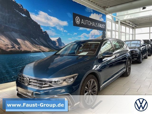 VW Passat Variant Business R-Line DSG Navi LED