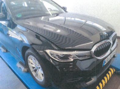 BMW 318 d Sport Line+HEAD UP+LASER+NAVI+KAMERA+