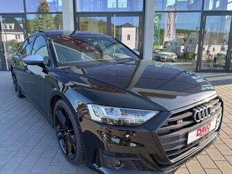 Fahrzeug AUDI S8 undefined
