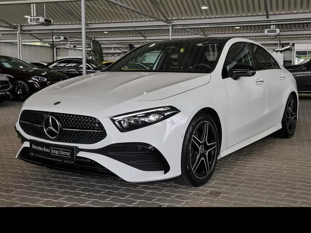 Mercedes-Benz A 180 Limousine AMG Night+360°+Pano+Totwink+HUD
