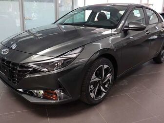 Fahrzeug HYUNDAI Elantra undefined