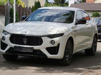 Fahrzeug MASERATI GranSport undefined