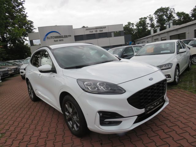 Ford Kuga Hybrid Titanium