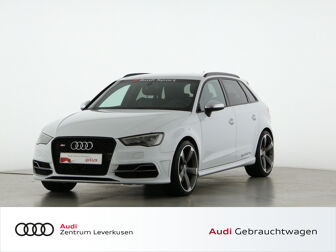 Fahrzeug AUDI S3 undefined