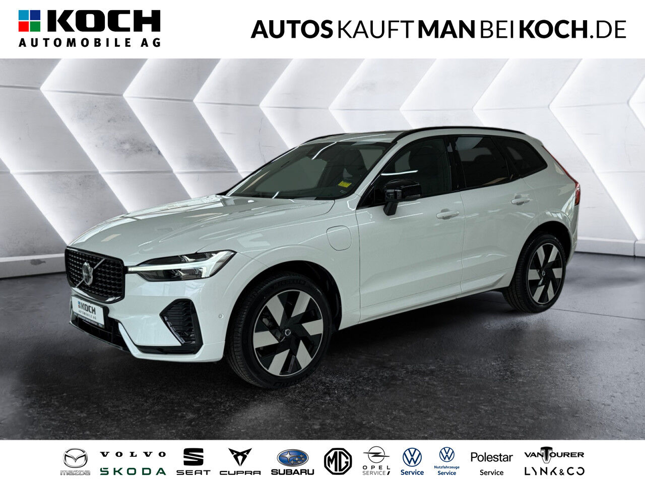 VOLVO XC60 T8 Plug-In AWD Plus Dark ACC BLIS 360° uvm.
