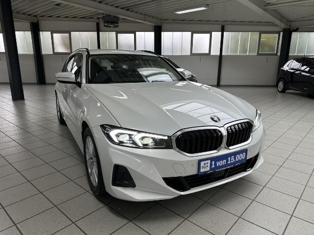 BMW 320 d Touring xDrive AHK LED Navi PDC Kamera 3 Z