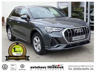 Fahrzeug AUDI Quattro undefined